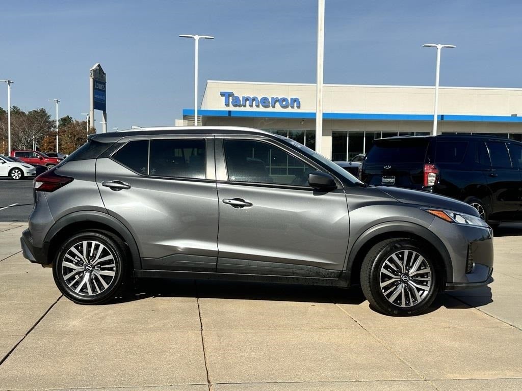 2023 Nissan Kicks SV