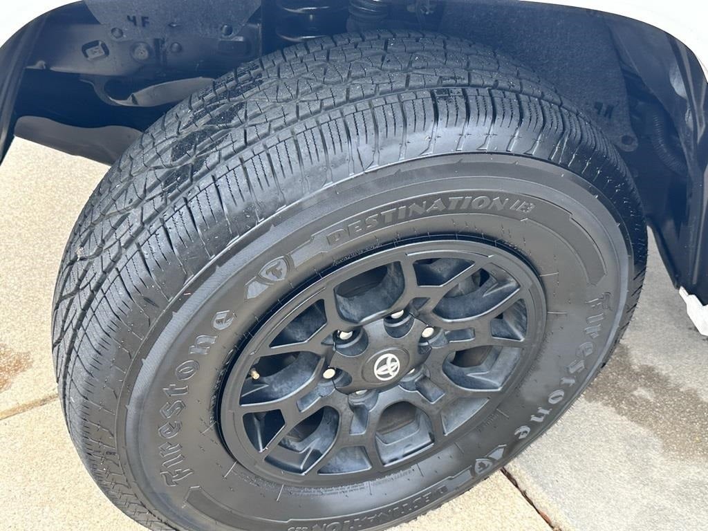 2022 Toyota Tacoma SR5 V6