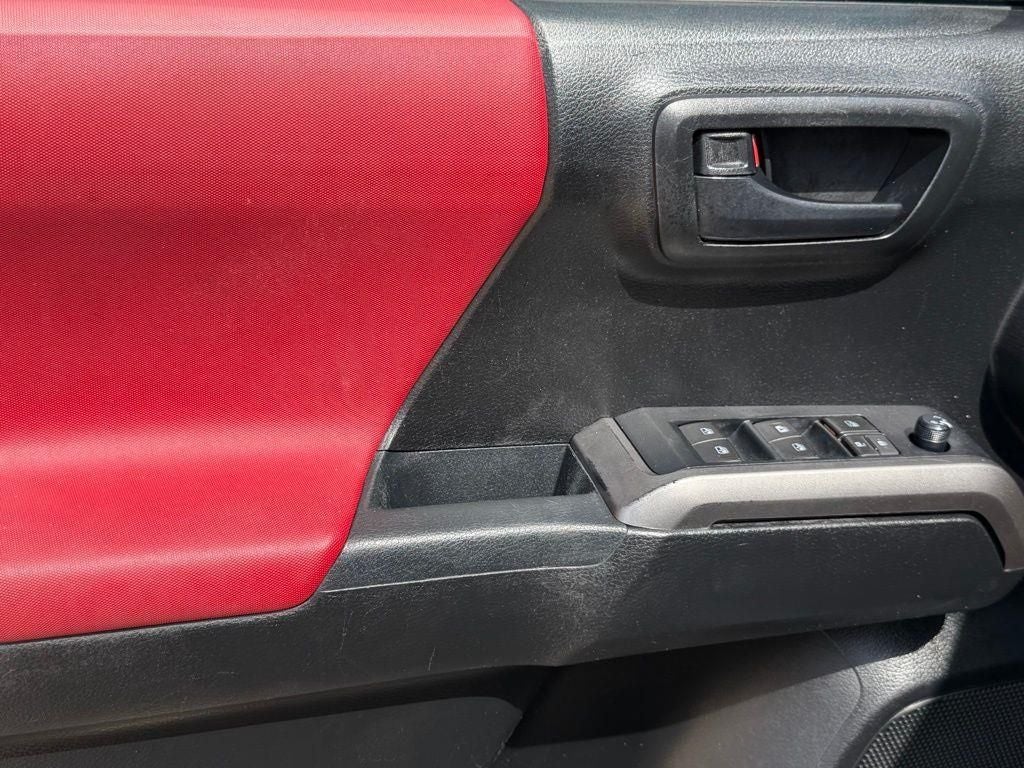2021 Toyota Tacoma SR5 V6