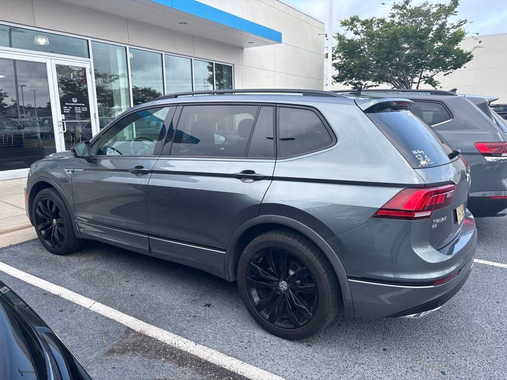 2021 Volkswagen Tiguan 2.0T SE R-Line Black