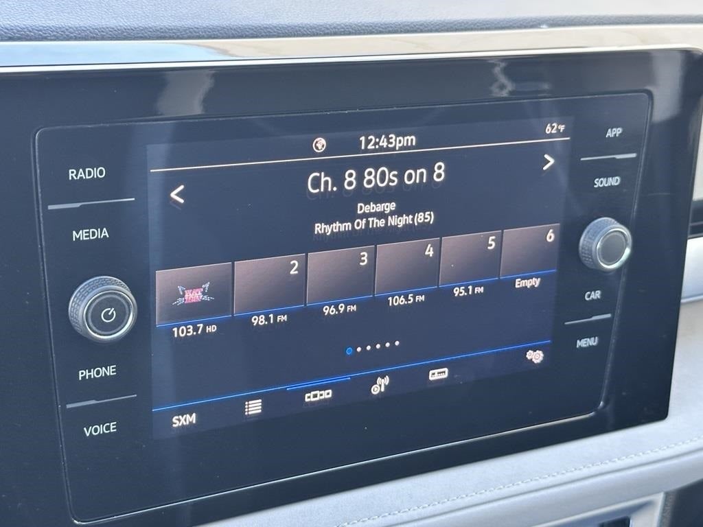 2025 Volkswagen Taos 1.5T SE