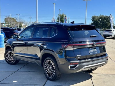 2025 Volkswagen Taos 1.5T SE