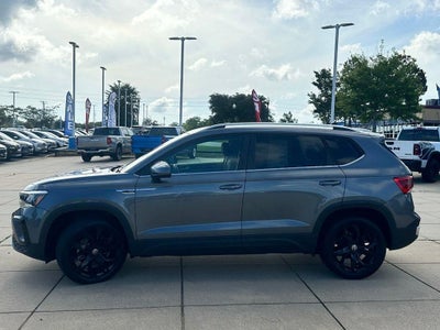 2024 Volkswagen Taos 1.5T SE