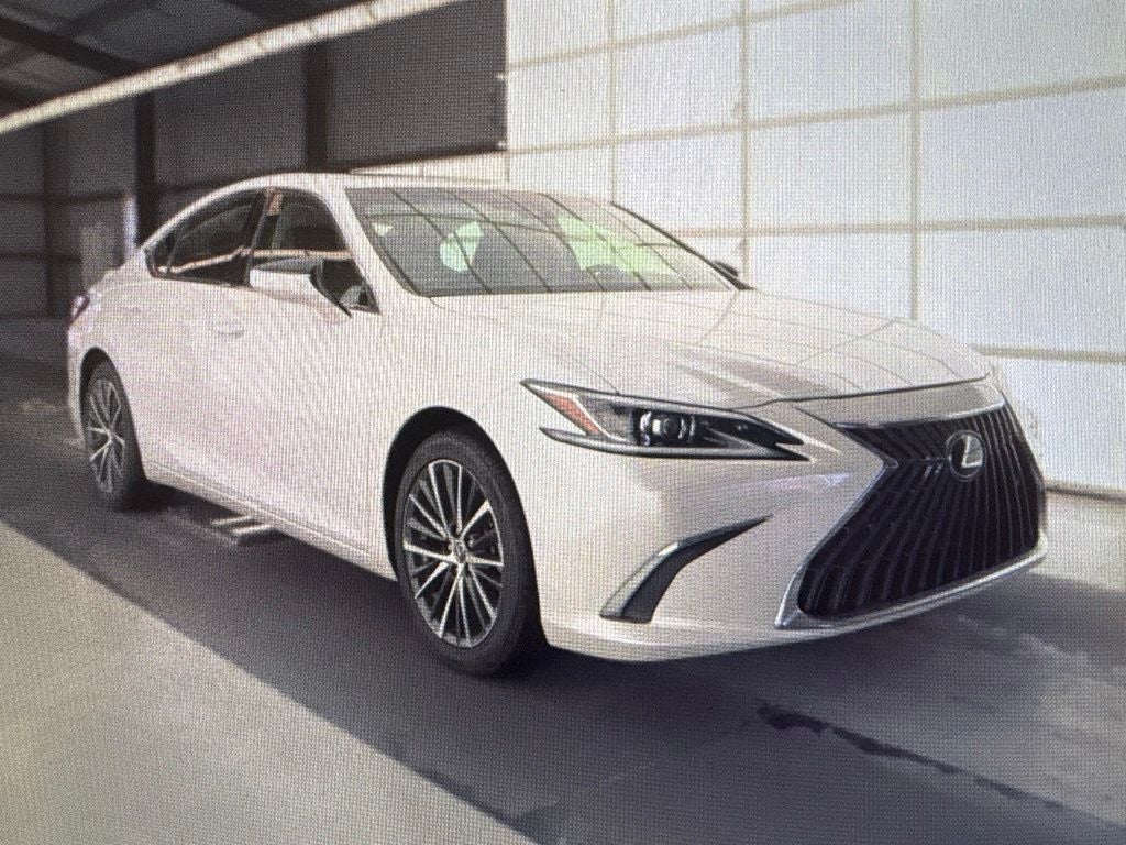 2024 Lexus ES 300h