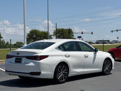 2024 Lexus ES 300h