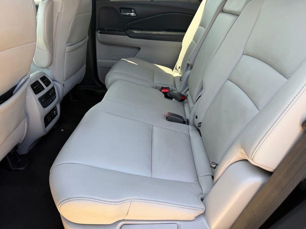 2019 Honda Pilot Touring 8 Passenger
