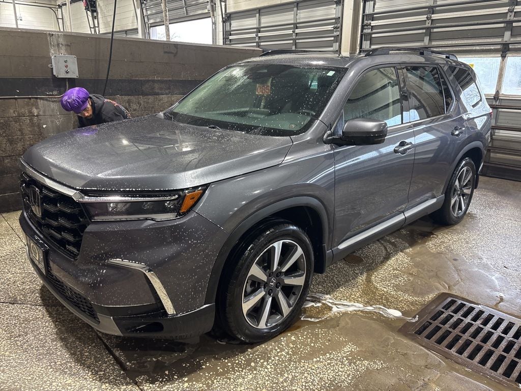2025 Honda Pilot Touring