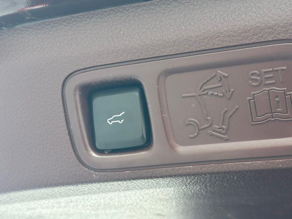 2018 Lincoln Navigator Black Label