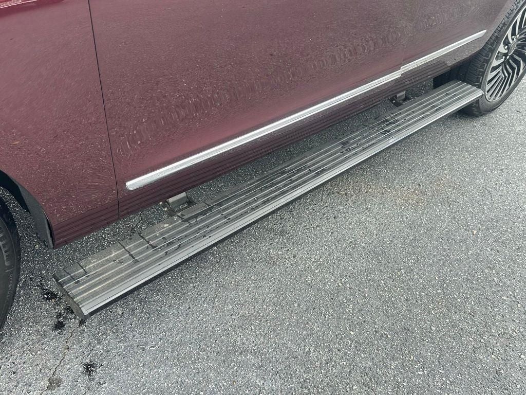 2018 Lincoln Navigator Black Label