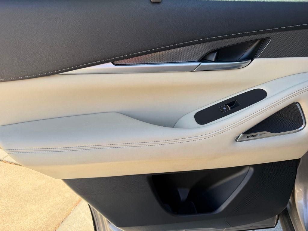 2022 INFINITI QX60 LUXE