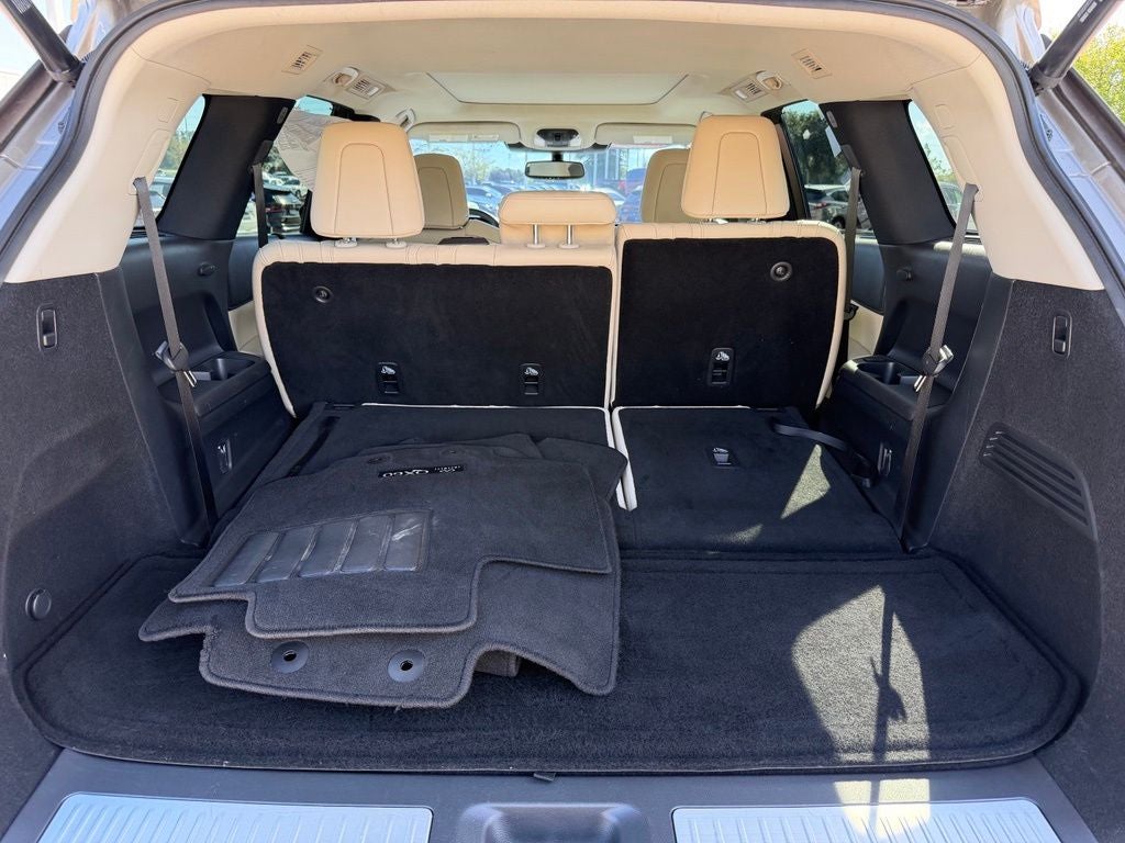 2022 INFINITI QX60 LUXE