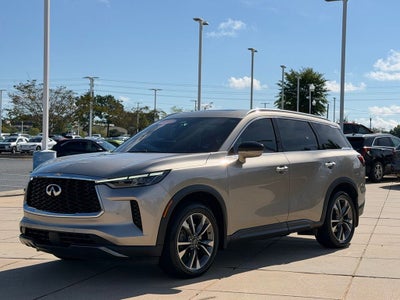 2022 INFINITI QX60 LUXE