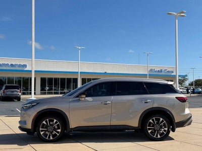 2022 INFINITI QX60 LUXE