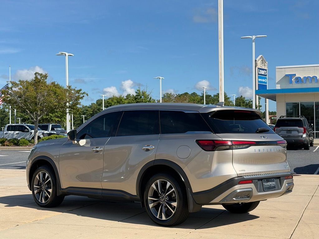 2022 INFINITI QX60 LUXE