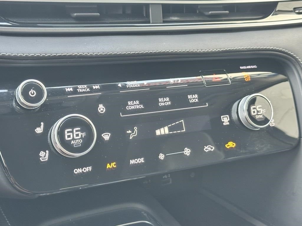 2023 INFINITI QX60 LUXE