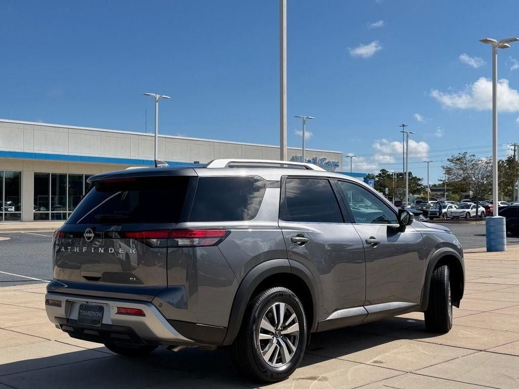2025 Nissan Pathfinder SL