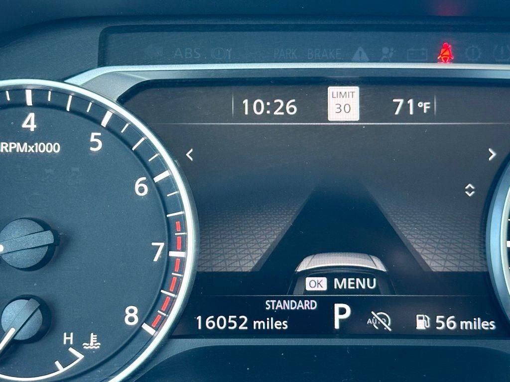 2025 Nissan Pathfinder SL