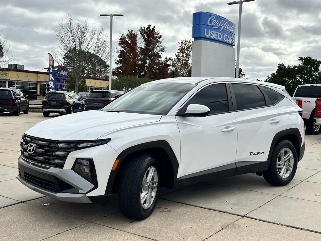 2025 Hyundai Tucson SE
