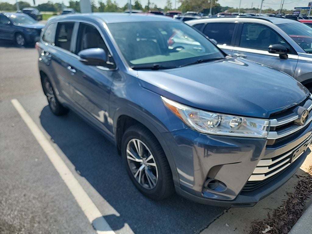 2018 Toyota Highlander LE