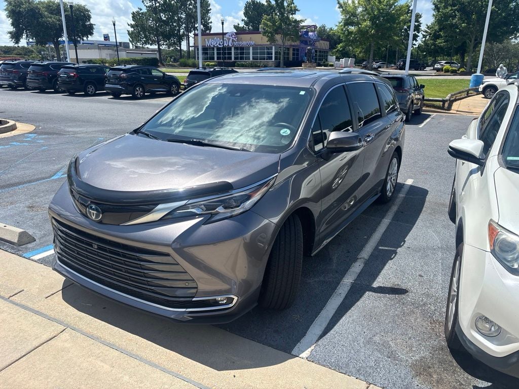 2022 Toyota Sienna Platinum 7 Passenger