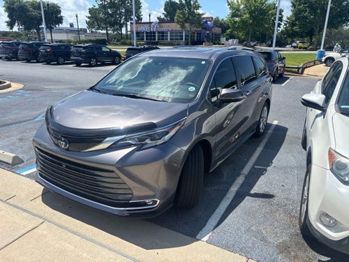 2022 Toyota Sienna Platinum 7 Passenger