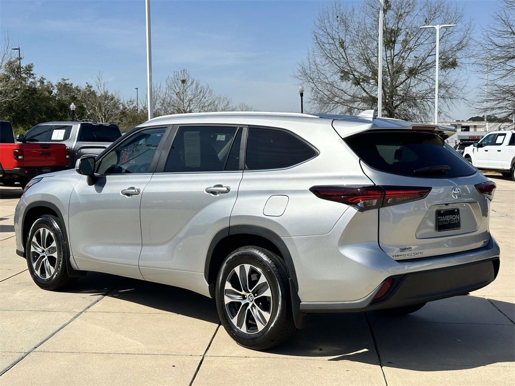 2024 Toyota Highlander XLE