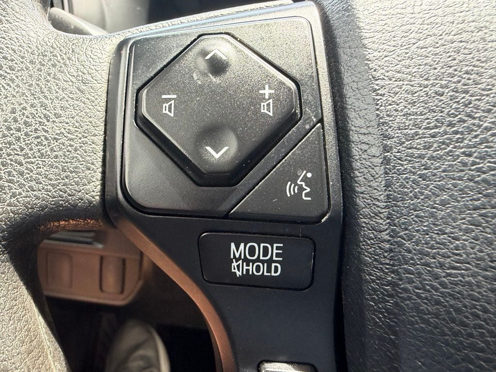 2016 Toyota Tacoma SR