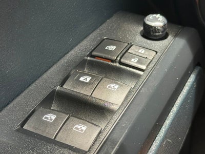 2016 Toyota Tacoma SR