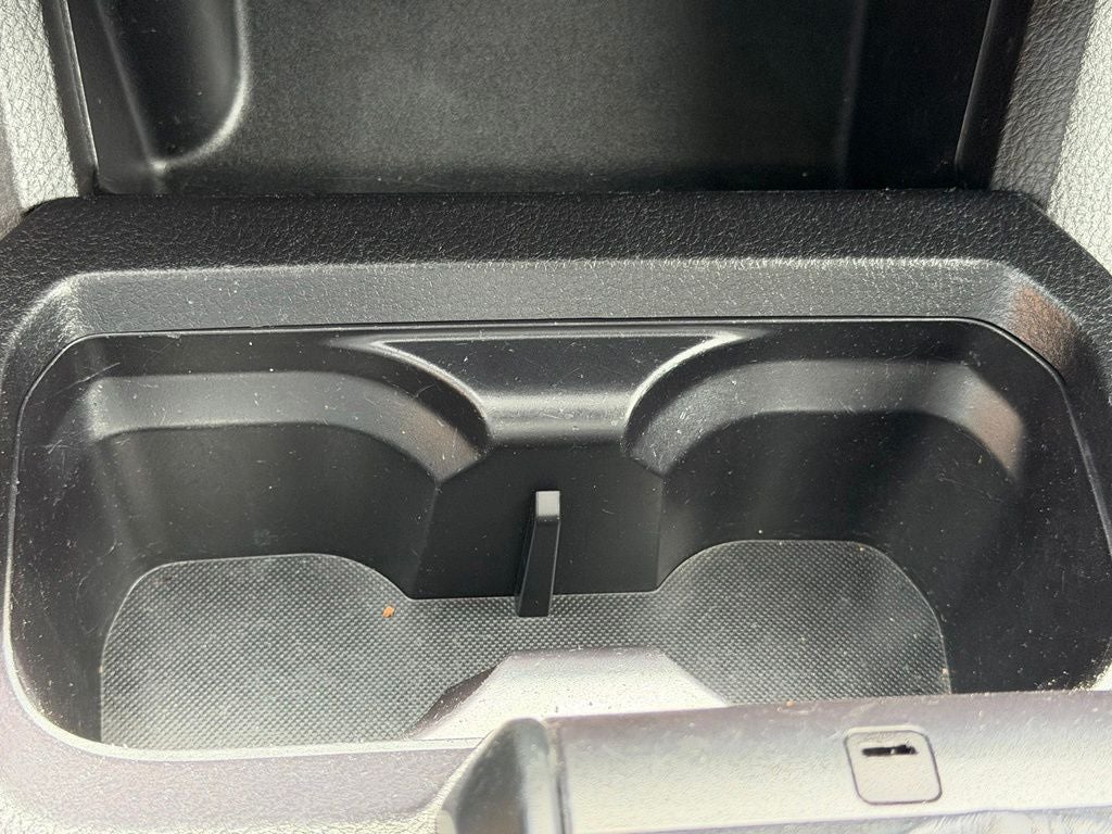 2016 Toyota Tacoma SR
