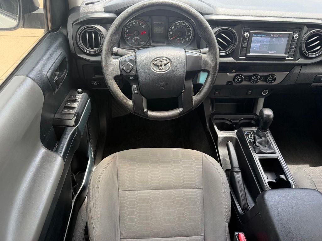 2016 Toyota Tacoma SR