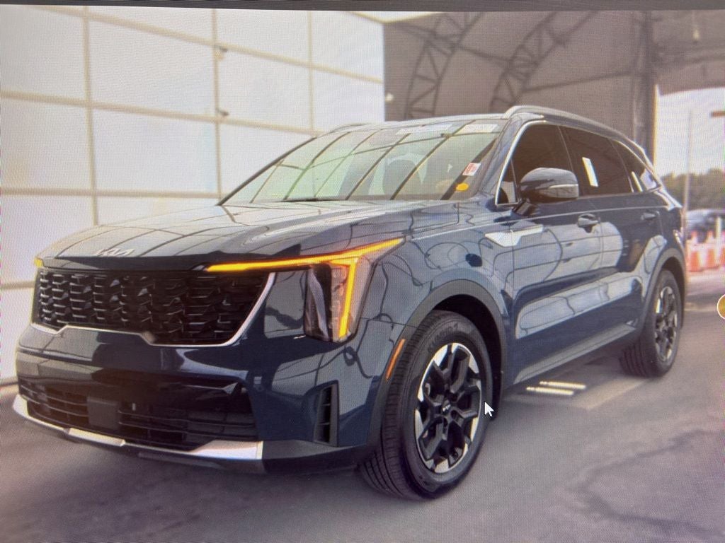 2025 Kia Sorento S AT's photo