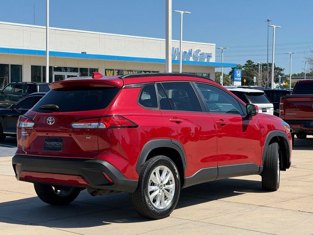 2022 Toyota Corolla Cross LE
