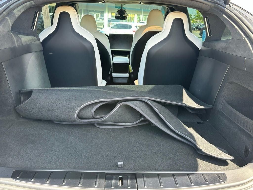 2022 Tesla Model X Plaid