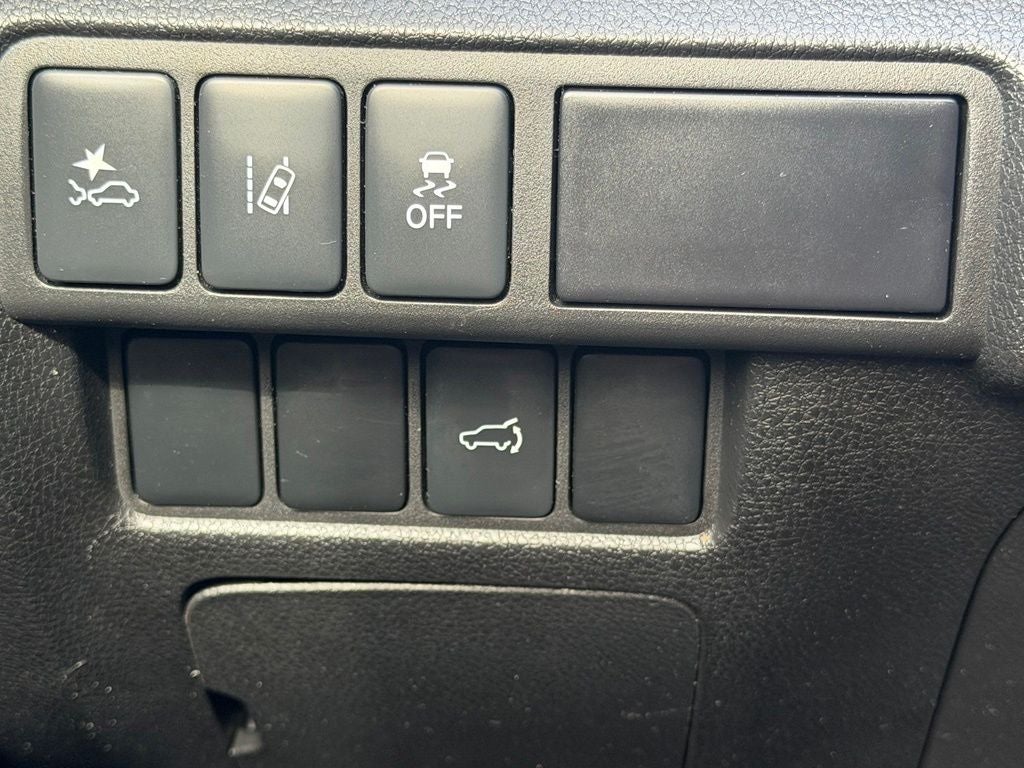 2025 Mitsubishi Eclipse Cross SE