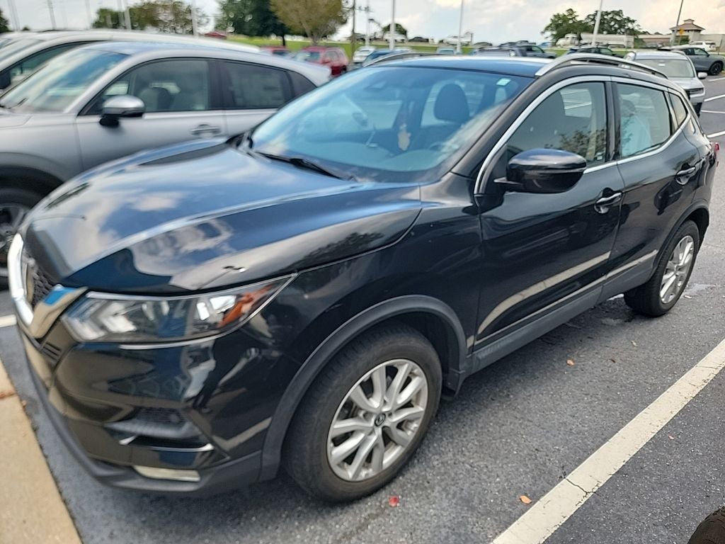 2022 Nissan Rogue Sport SV