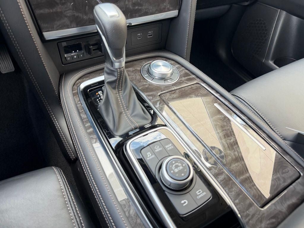 2024 Nissan Armada Platinum