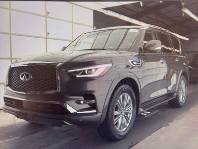 2024 INFINITI QX80 LUXE