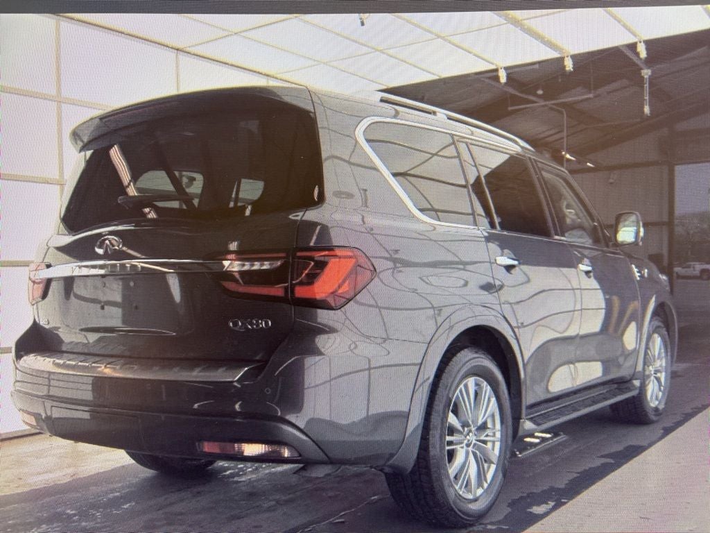 2024 INFINITI QX80 LUXE