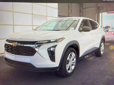 2025 Chevrolet Trax LS