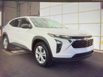 2025 Chevrolet Trax LS