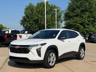 2025 Chevrolet Trax LS
