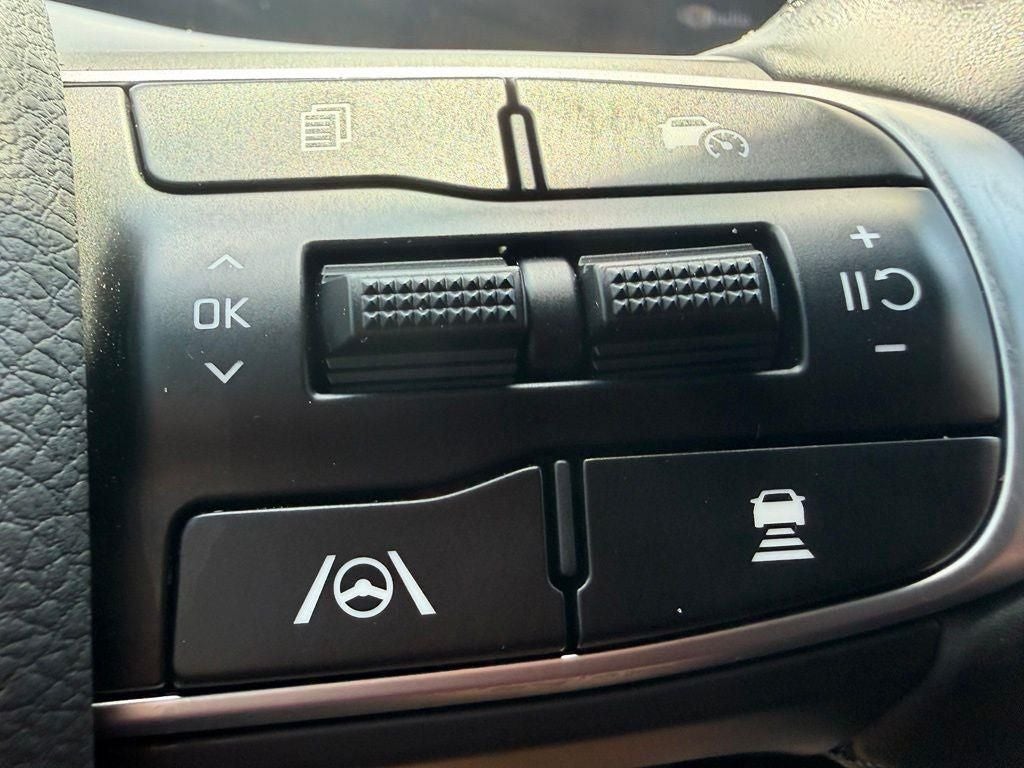 2025 Kia K5 GT-Line - Photo 24
