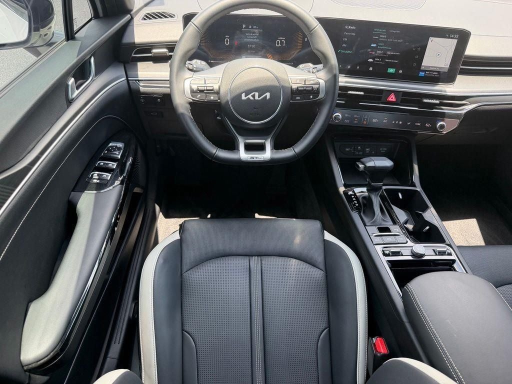 2025 Kia K5 GT-Line - Photo 9