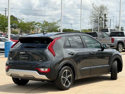 2025 Kia Niro LX