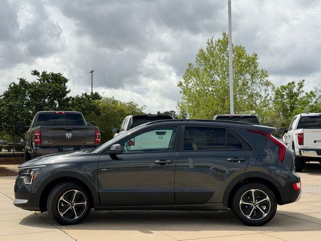 2025 Kia Niro LX