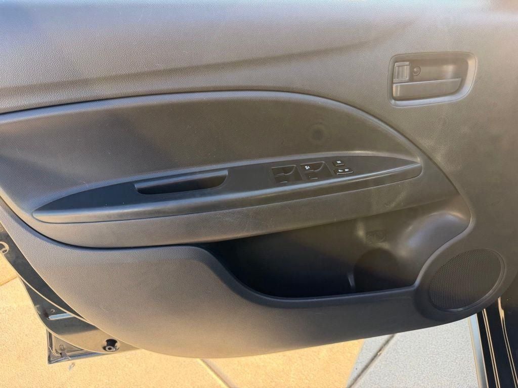 2024 Mitsubishi Mirage ES