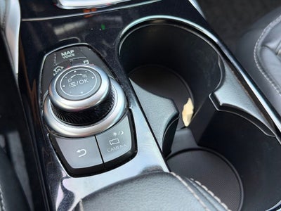 2018 INFINITI QX30 Premium