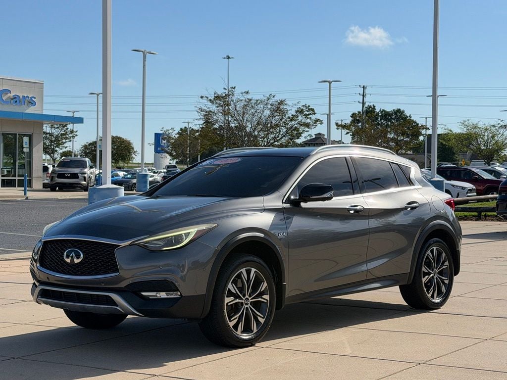 2018 INFINITI QX30 Premium