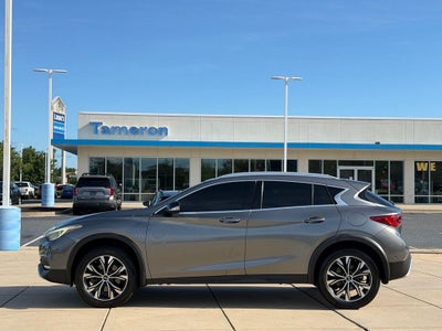 2018 INFINITI QX30 Premium