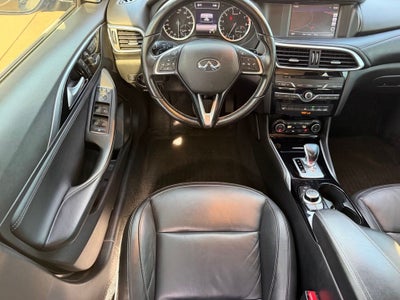 2018 INFINITI QX30 Premium